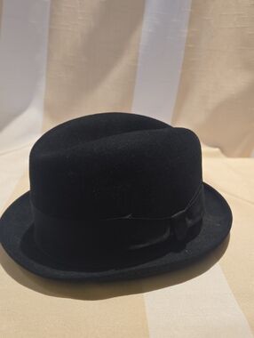 Men's Black Felt Bowler Hat with Ribbon Band